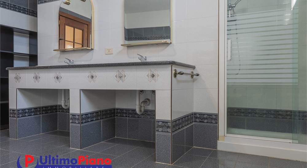 bagno piano seminterrato