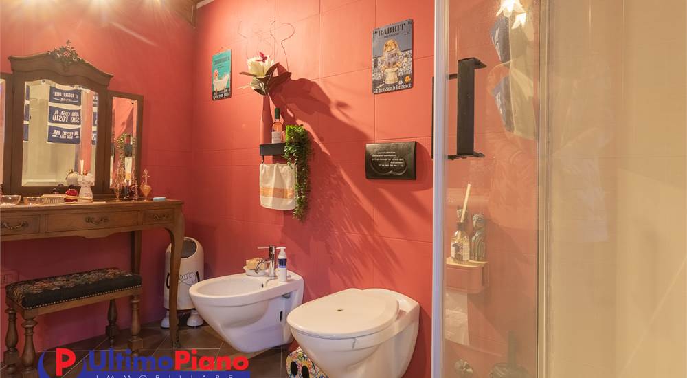 bagno primo piano