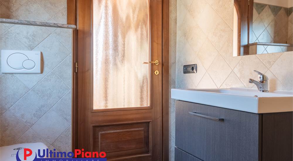 bagno al piano primo (secondo alloggio)