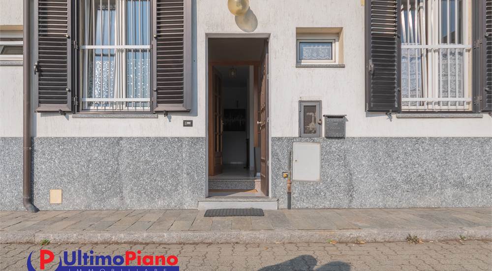 PORTONE INGRESSO