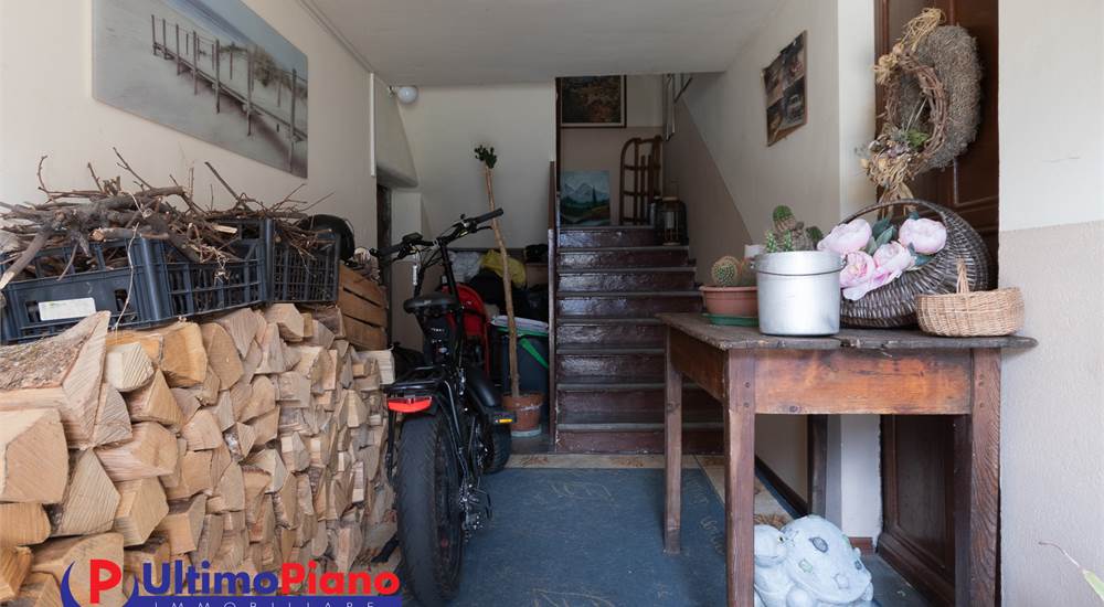 INGRESSO PIANO TERRA