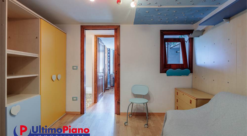 SECONDA CAMERA DA LETTO