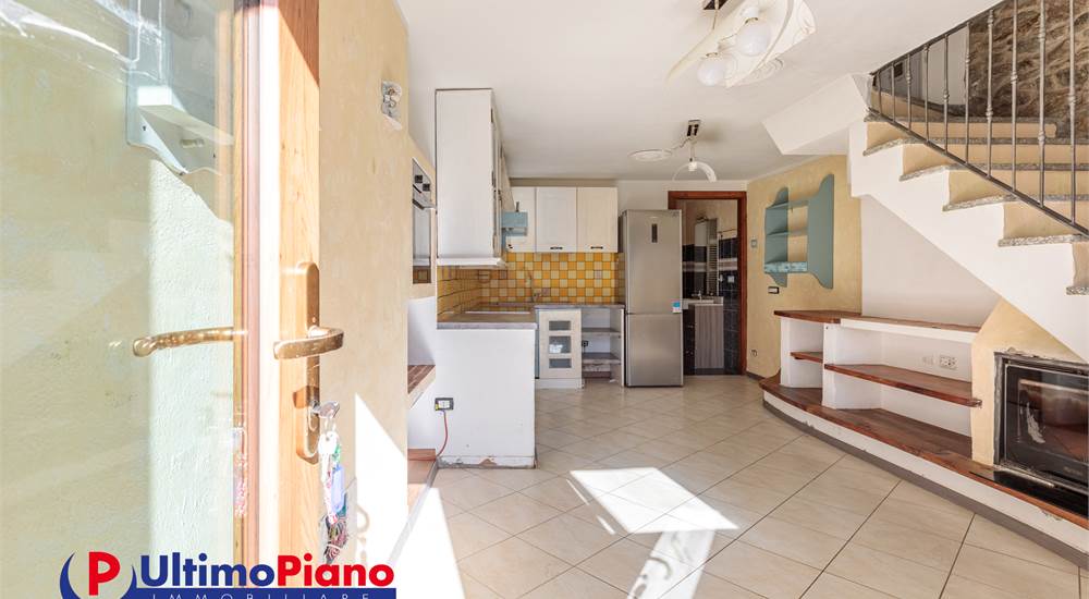 INGRESSO SU ZONA GIORNO