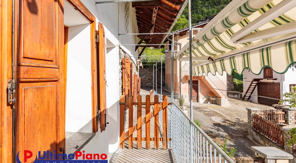 BALCONE