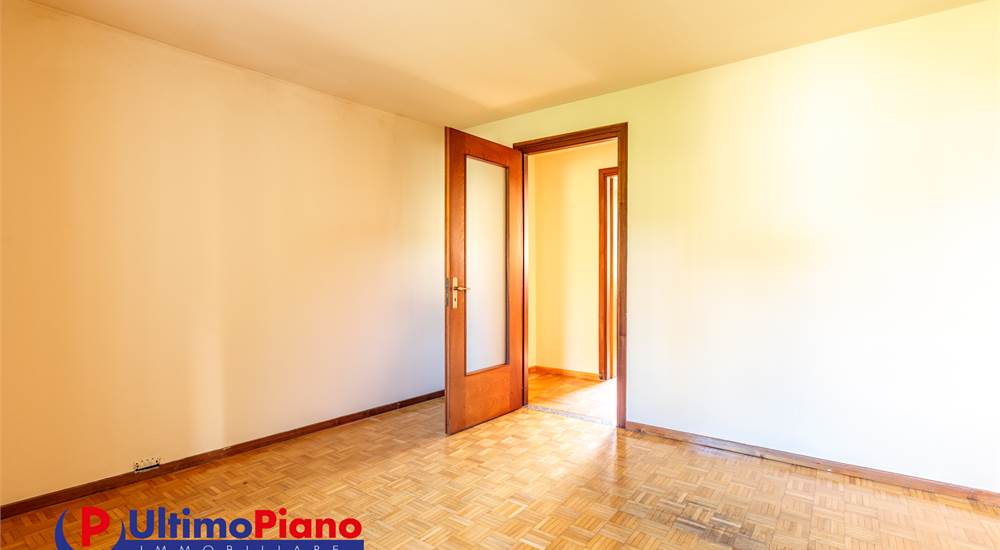 ALLOGGIO PRIMO PIANO OVEST