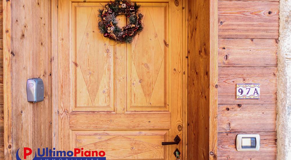 PORTA INGRESSO