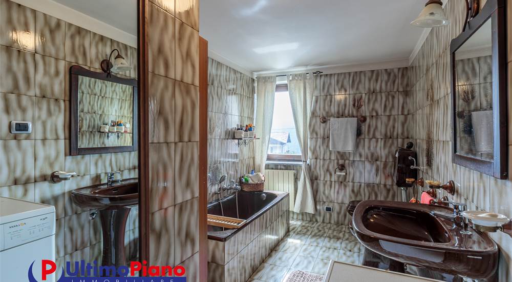 BAGNO PRIMO PIANO